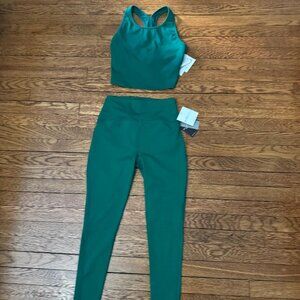 Beyond Yoga set size large